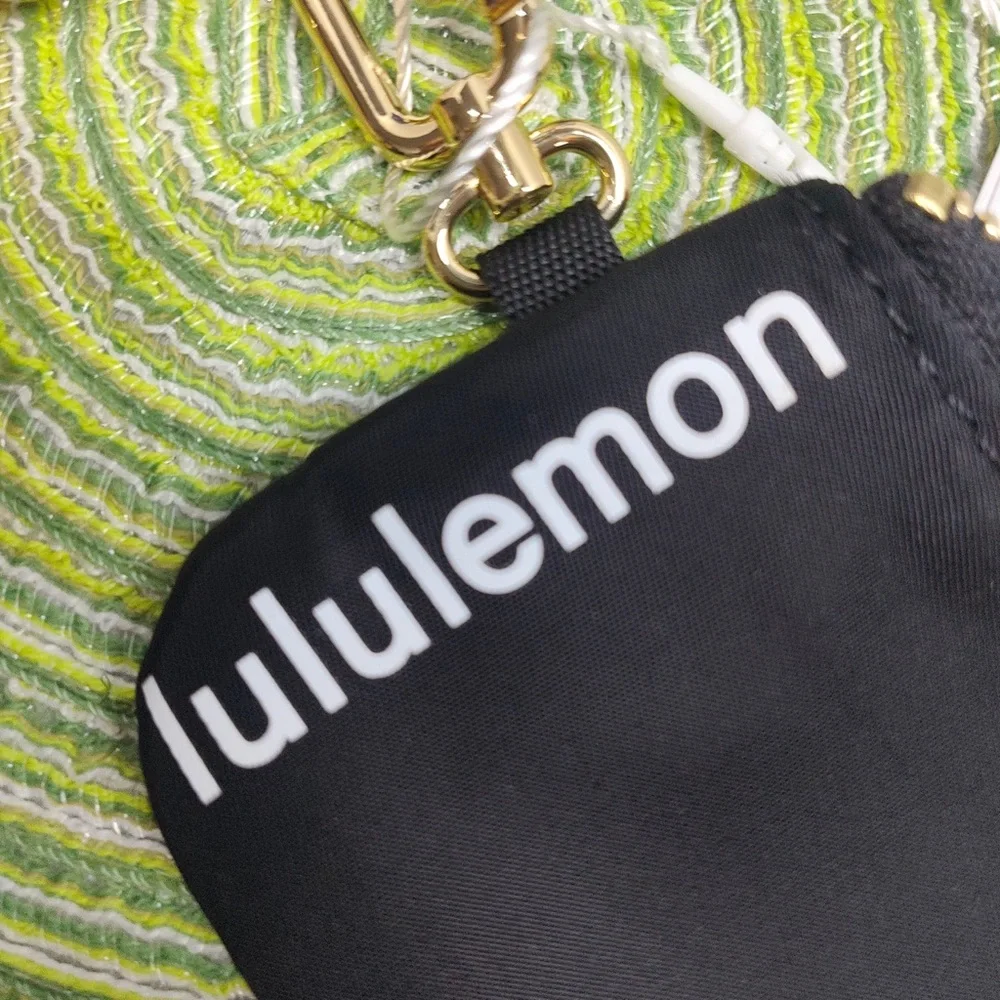 Lululemon Dual Pouch Vapor Black/Gold